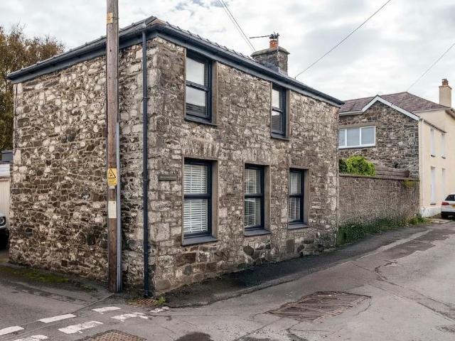 House for sale in Aberaeron, Wales