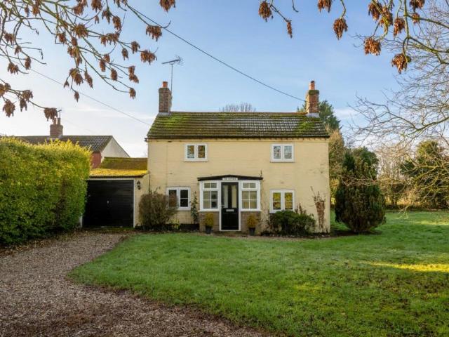 House for sale in Stibbard, Comers