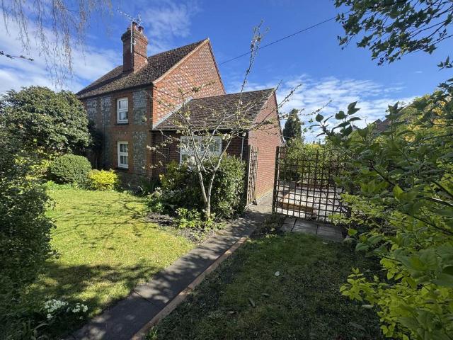 House for sale in Berrick Salome, Oxfordshire