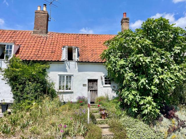 House for sale in Eastbridge, Suffolk