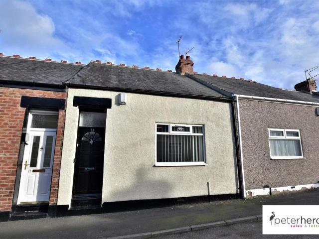 House for sale in Pallion, Tyne And Wear