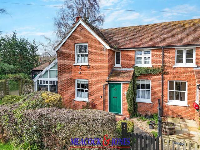 House for sale in Ingatestone and Fryerning, Navestock Side