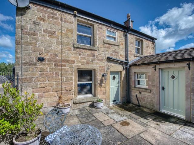 House for sale in Froggatt, East Midlands