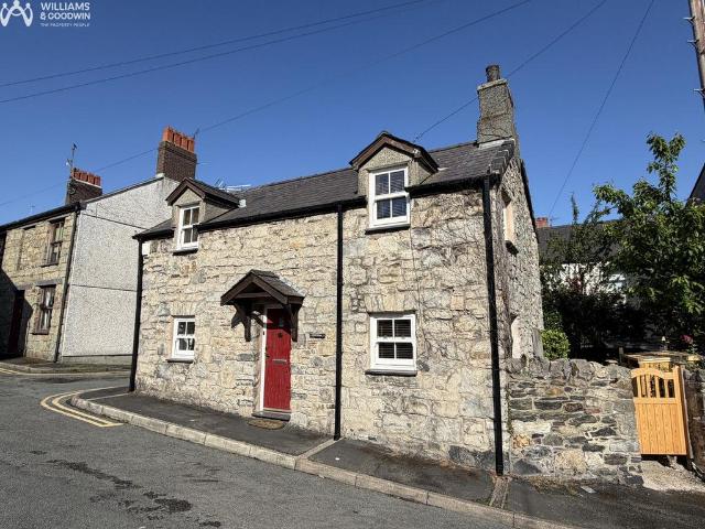 House for sale in Bangor, Wales