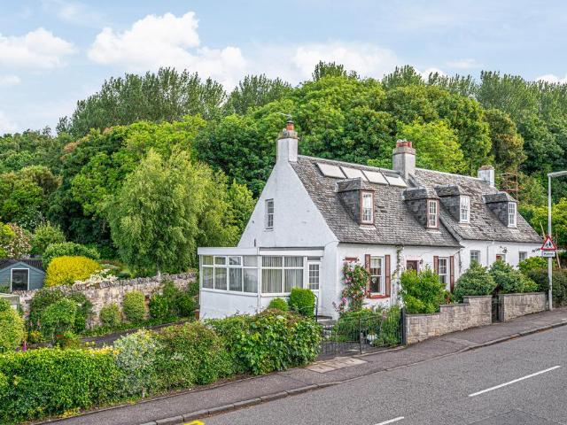 House for sale in Limekilns, Scotland