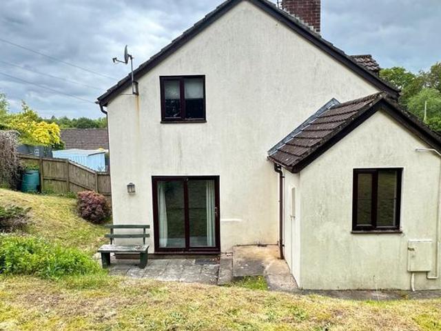 House for sale in Bromsberrow Heath, Gloucestershire
