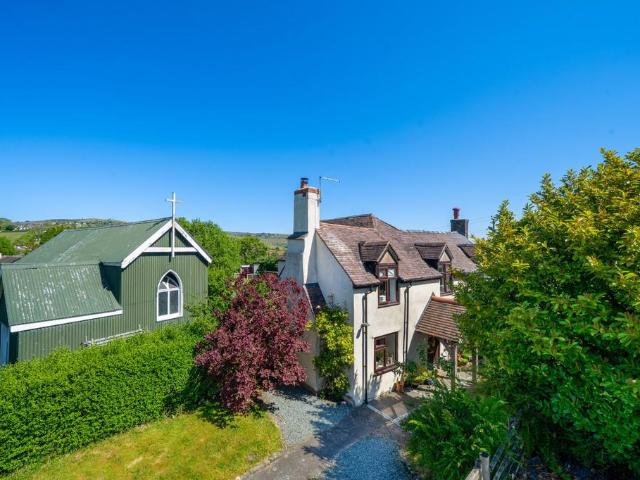 House for sale in Cleehill, Shropshire