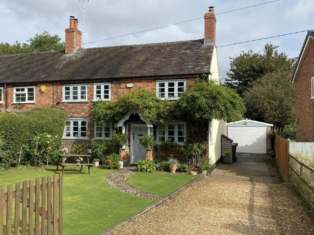 House for sale in Beamhurst, Staffordshire
