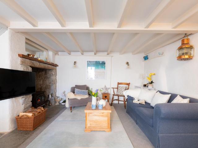 House for sale in Port Gaverne