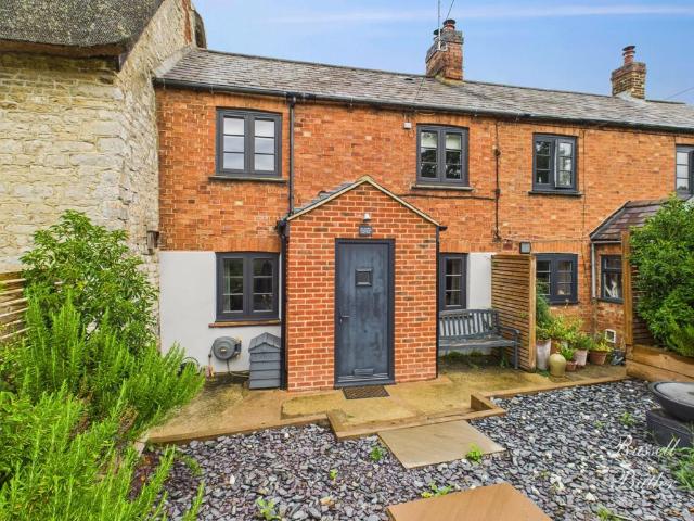 House for sale in Evenley, Northamptonshire