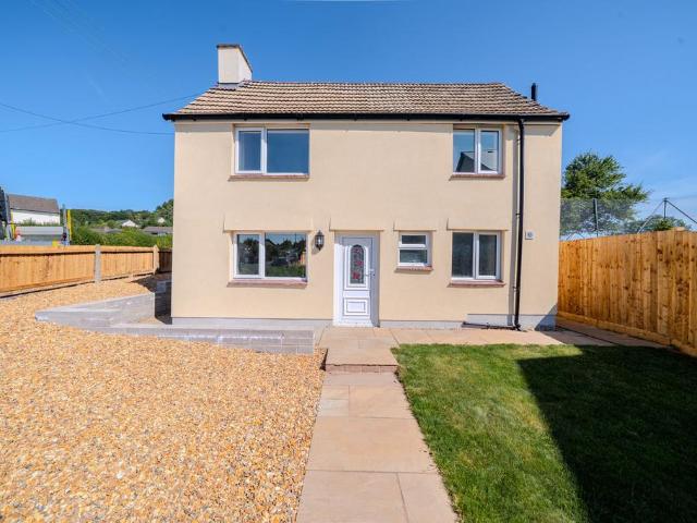 House for sale in Bromsberrow Heath, Gloucestershire