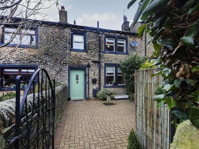House for sale in Stainland & District, Stainland