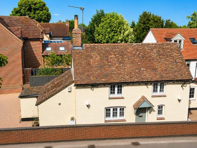 House for sale in Long Crendon