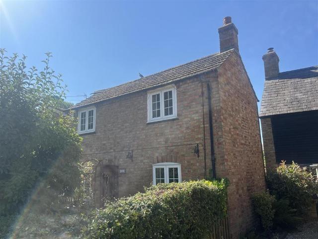 House for sale in Cranfield, Bedfordshire