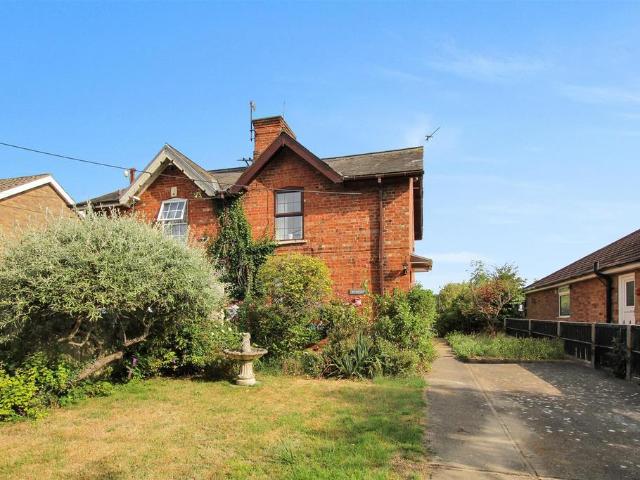 House for sale in Ingleby, Lincolnshire