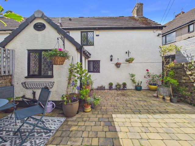 House for sale in Lowedges, South Yorkshire