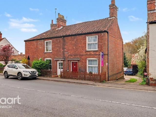 House for sale in Crostwick, Norfolk