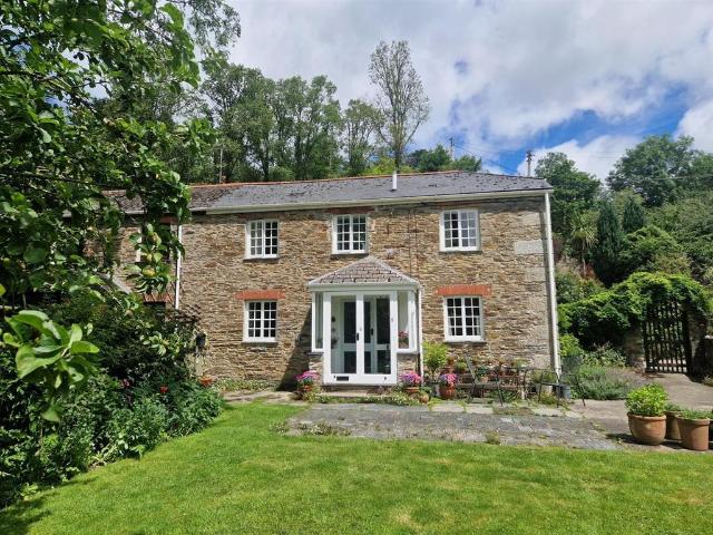 House for sale in Ruan Lanihorne, Cornwall