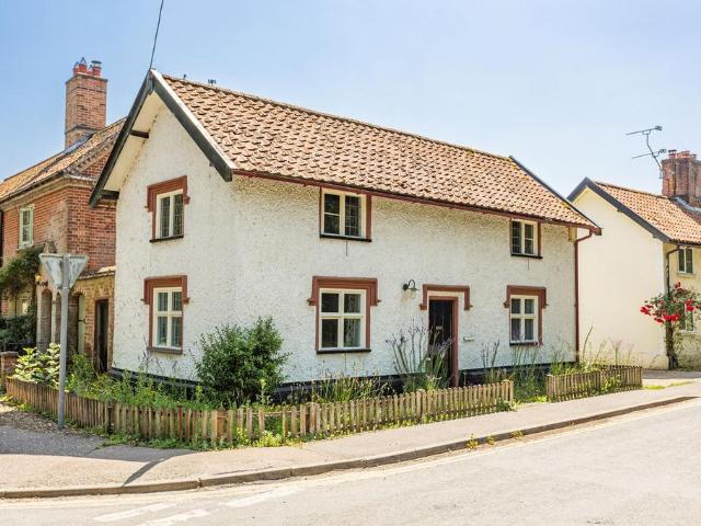 House for sale in East Tuddenham, Norfolk