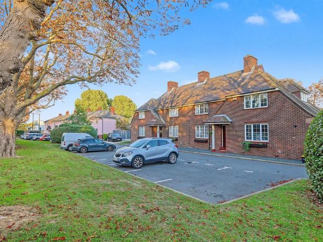 House for sale in Shoeburyness, Southend-on-Sea