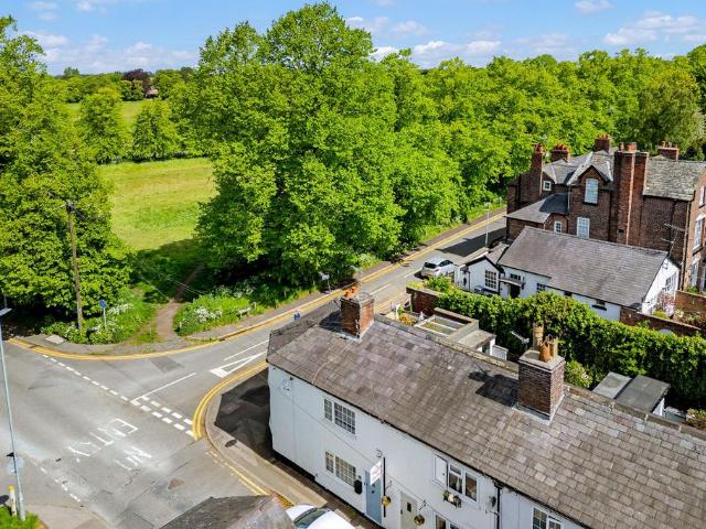 House for sale in Knutsford