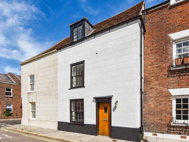 House for sale in Old Portsmouth, City Of Portsmouth