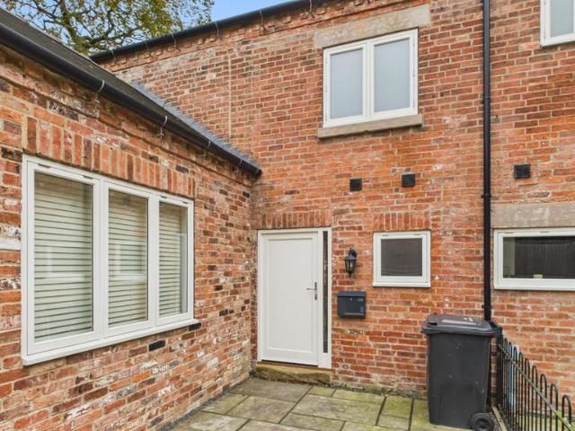 House for sale in Kedleston, East Midlands