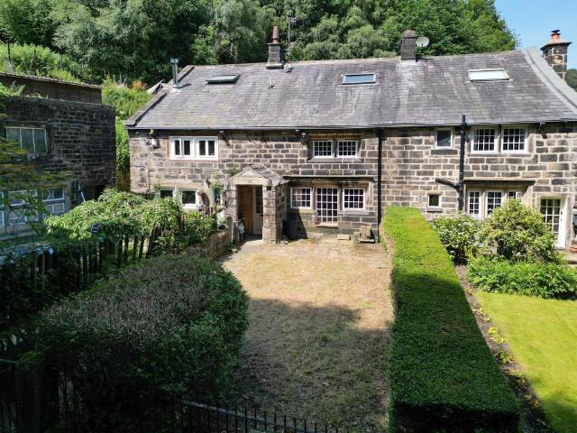House for sale in Lydgate, Todmorden