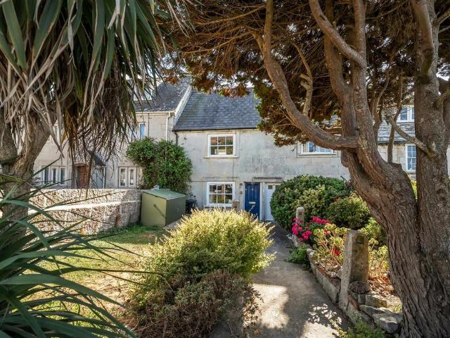 House for sale in Fortuneswell, East Dorset