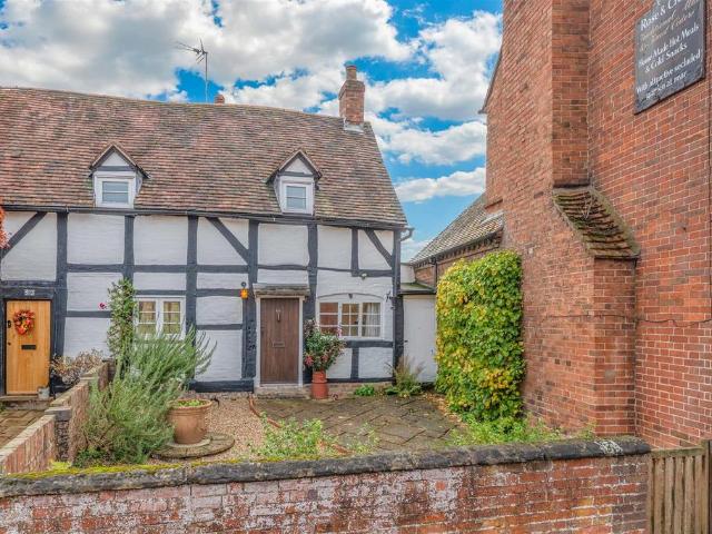 House for sale in Redditch, Worcestershire