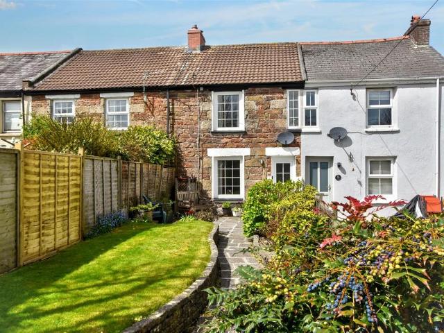 House for sale in Carharrack, Cornwall