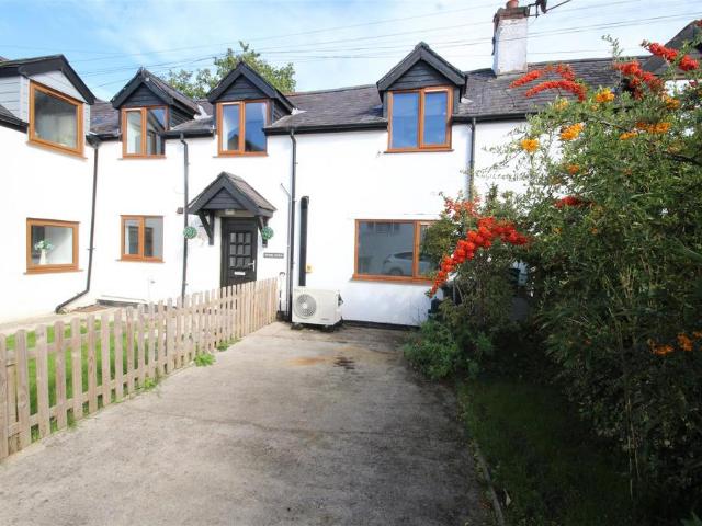 House for sale in Pentrefelin, Llansanffraid Glan Conwy