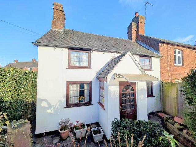 House for sale in Froggatt, East Midlands