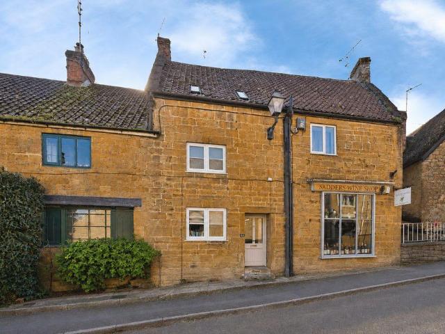 House for sale in Moor, South Petherton
