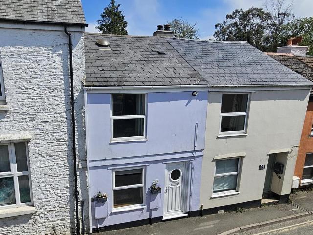 House for sale in Weir Quay, Devon