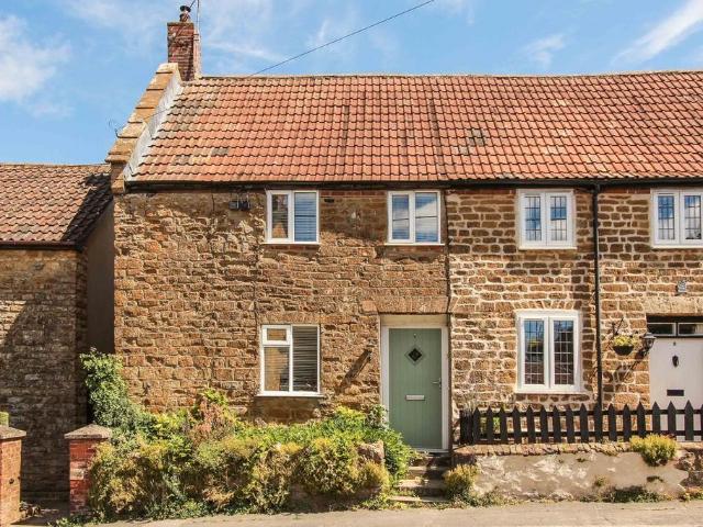 House for sale in Misterton, Somerset