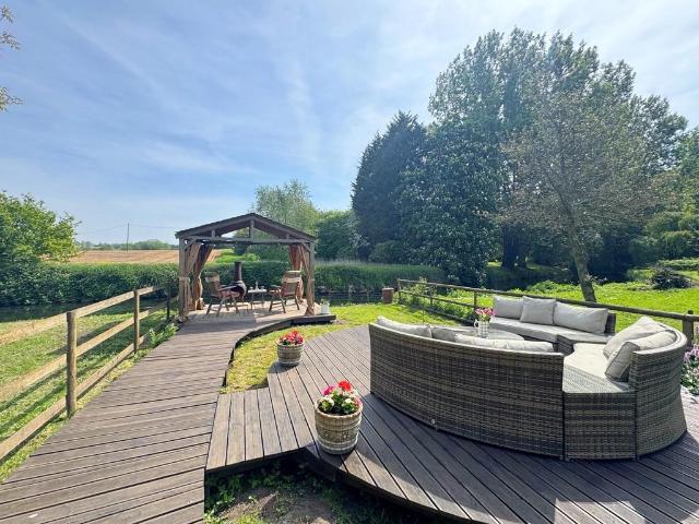 House for sale in Green Close, Warwickshire