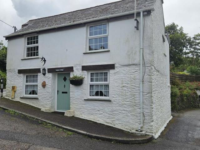 House for sale in Probus, Cornwall
