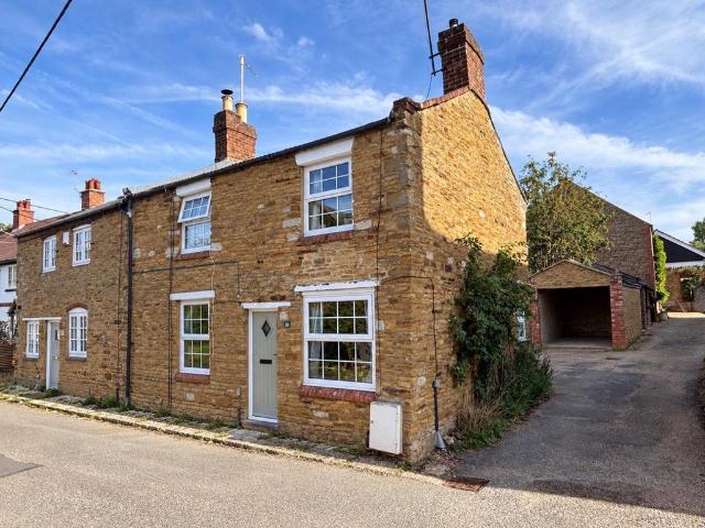 House for sale in Pitsford, West Northamptonshire