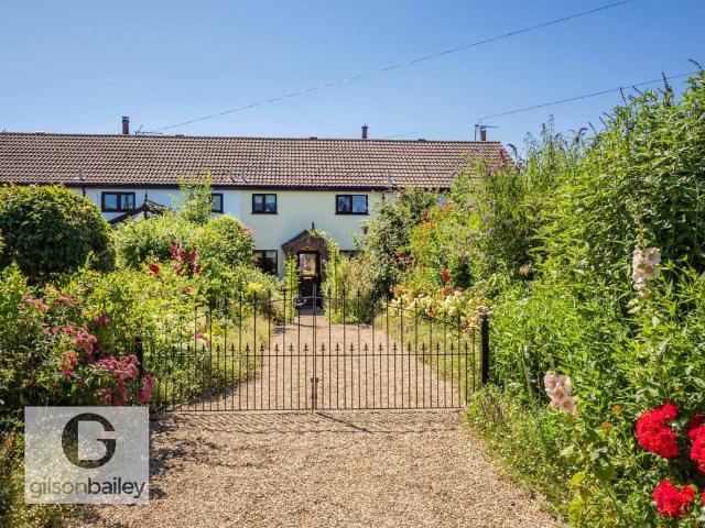 House for sale in Crostwick, Norfolk