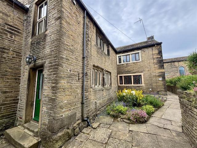 House for sale in Fairweather Green, Bradford