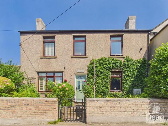 House for sale in Bromsberrow Heath, Gloucestershire