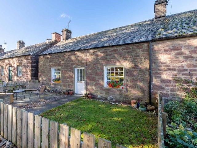 House for sale in Spittalfield, Perth and Kinross
