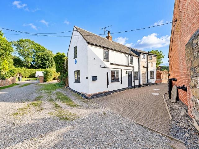 House for sale in Thringstone, North West Leicestershire