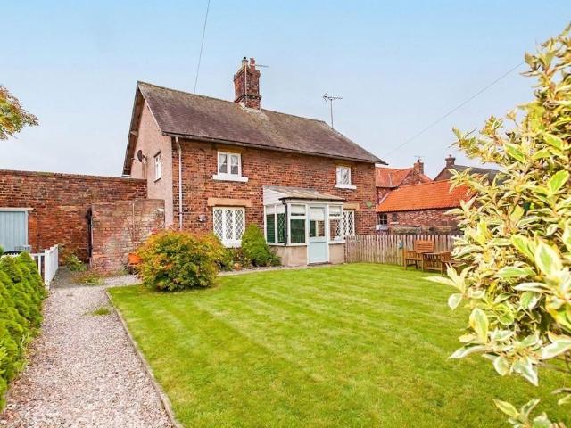 House for sale in Elmton, East Midlands