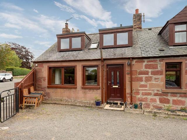 House for sale in Kirriemuir, Scotland