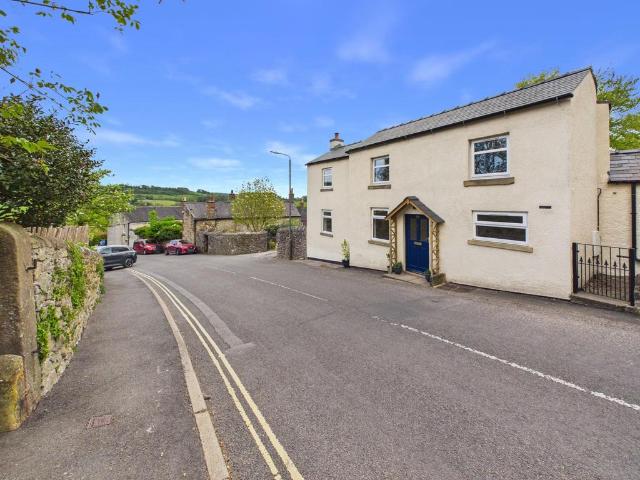 House for sale in Froggatt, East Midlands