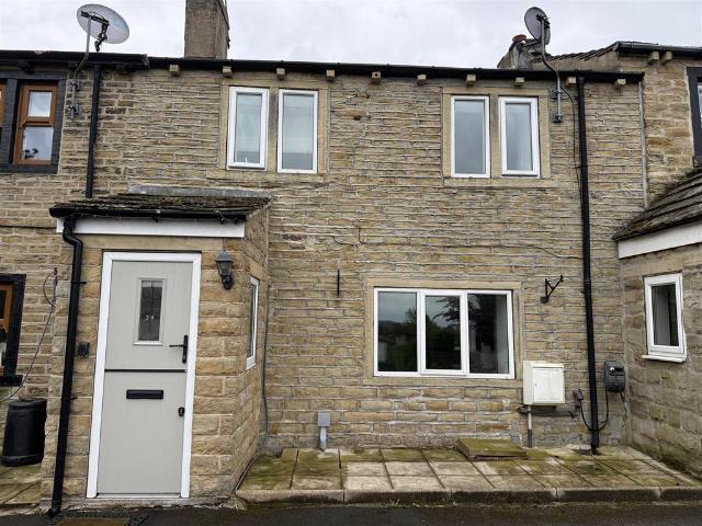 House for sale in Mirfield, West Yorkshire