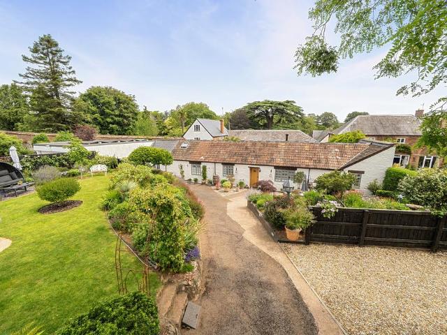 House for sale in Thurloxton, Somerset