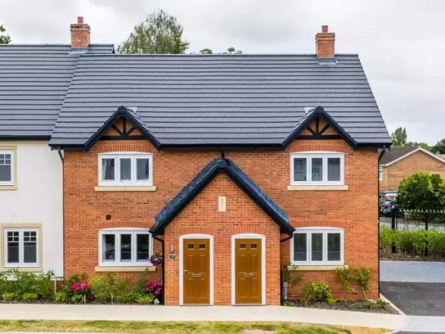 House for sale in Handforth